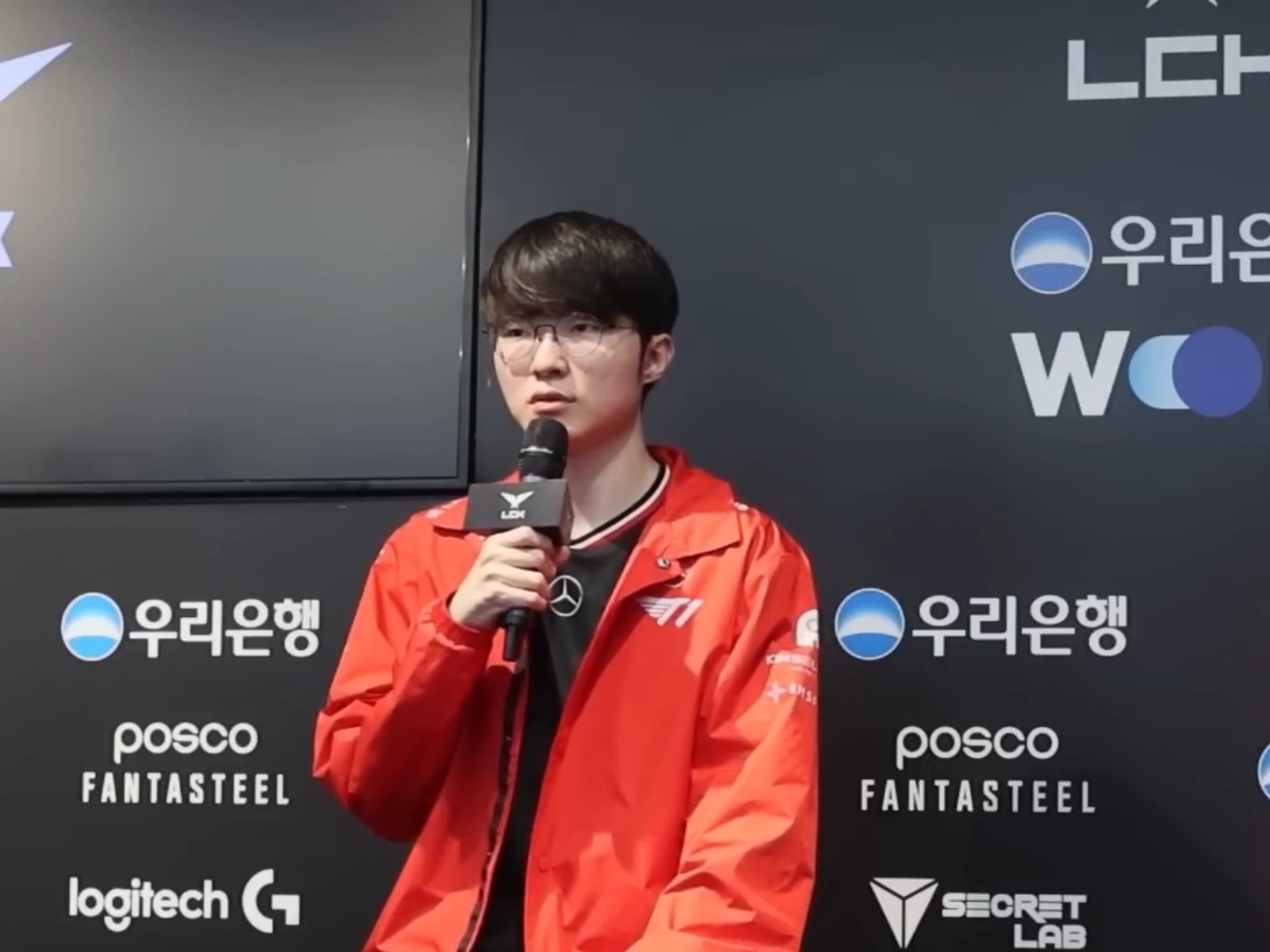 险胜首场状态出色,澳大利亚队观众沸腾!,Faker重返赛场气势如虹延续 险胜首场状态出色,澳大利亚队观众沸腾!,Faker重返赛场气势如虹延续